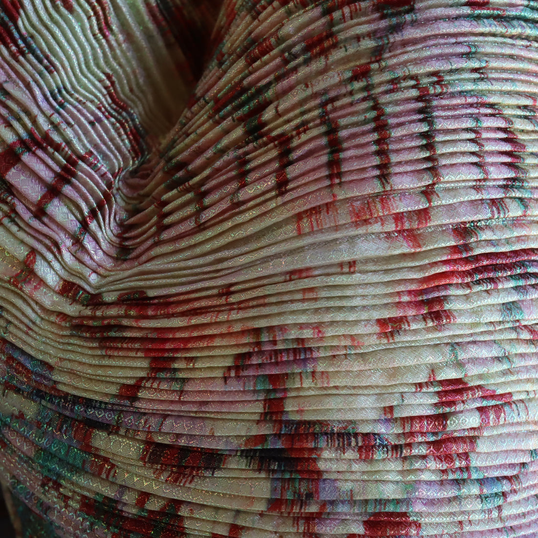 JULIA HEUER  HANDPLEATED KENZA SKIRT IRIDESCENTJIM