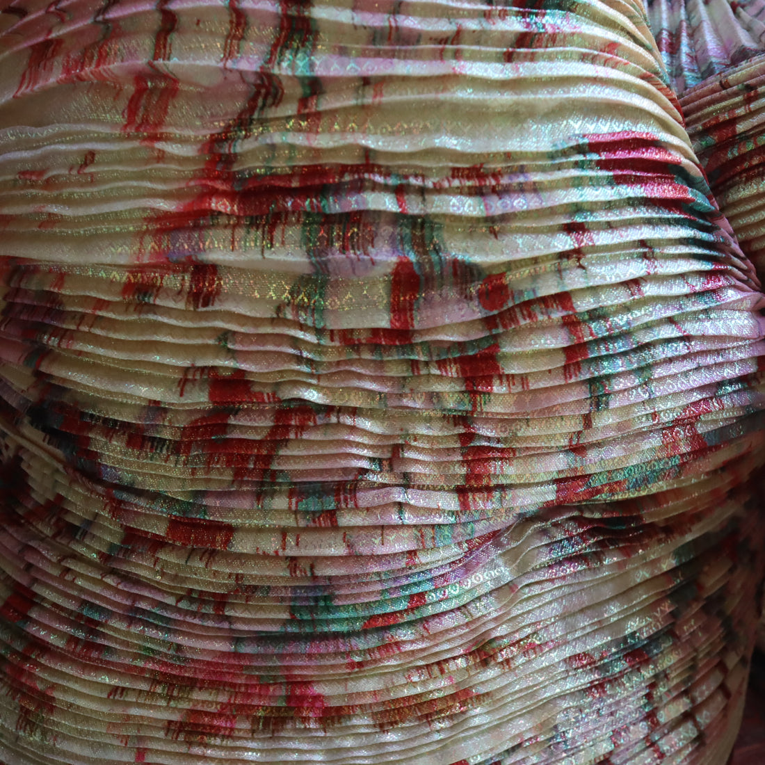 JULIA HEUER  HANDPLEATED KENZA SKIRT IRIDESCENTJIM
