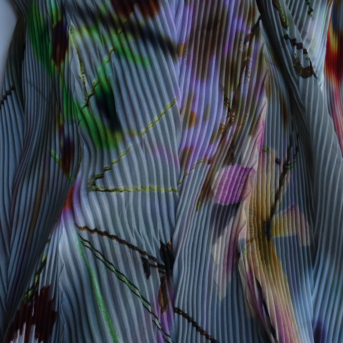 JULIA HEUER  HANDPLEATED STACY KAFTAN