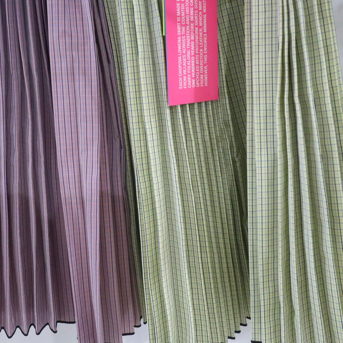 CHOPOVA LOWENA  CLOVER KNEE DARABINER SKIRT