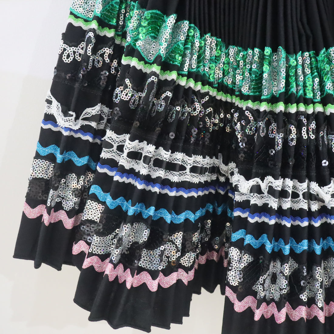 CHOPOVA LOWENA  STARBRITES MINI CARABINER SKIRT