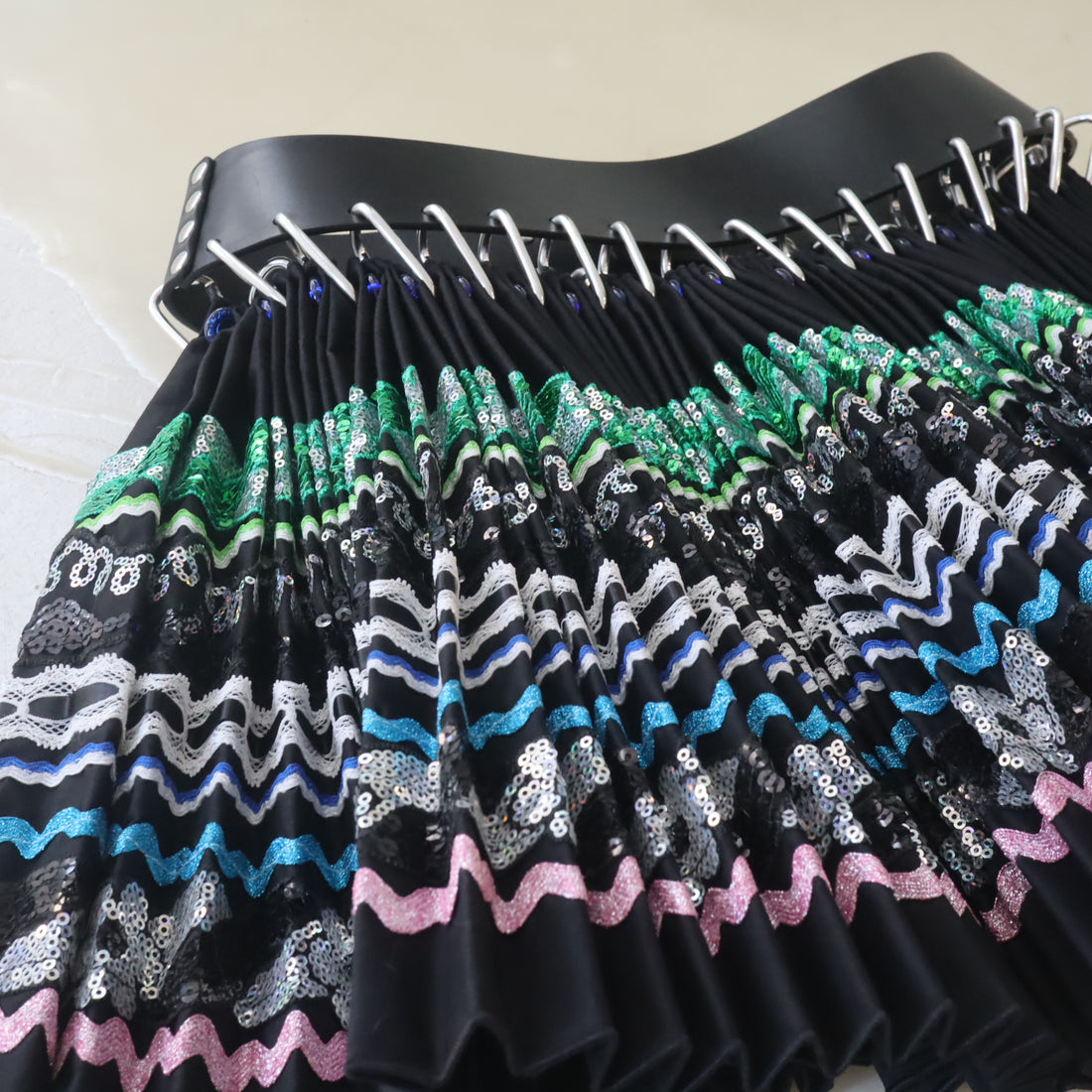 CHOPOVA LOWENA  STARBRITES MINI CARABINER SKIRT