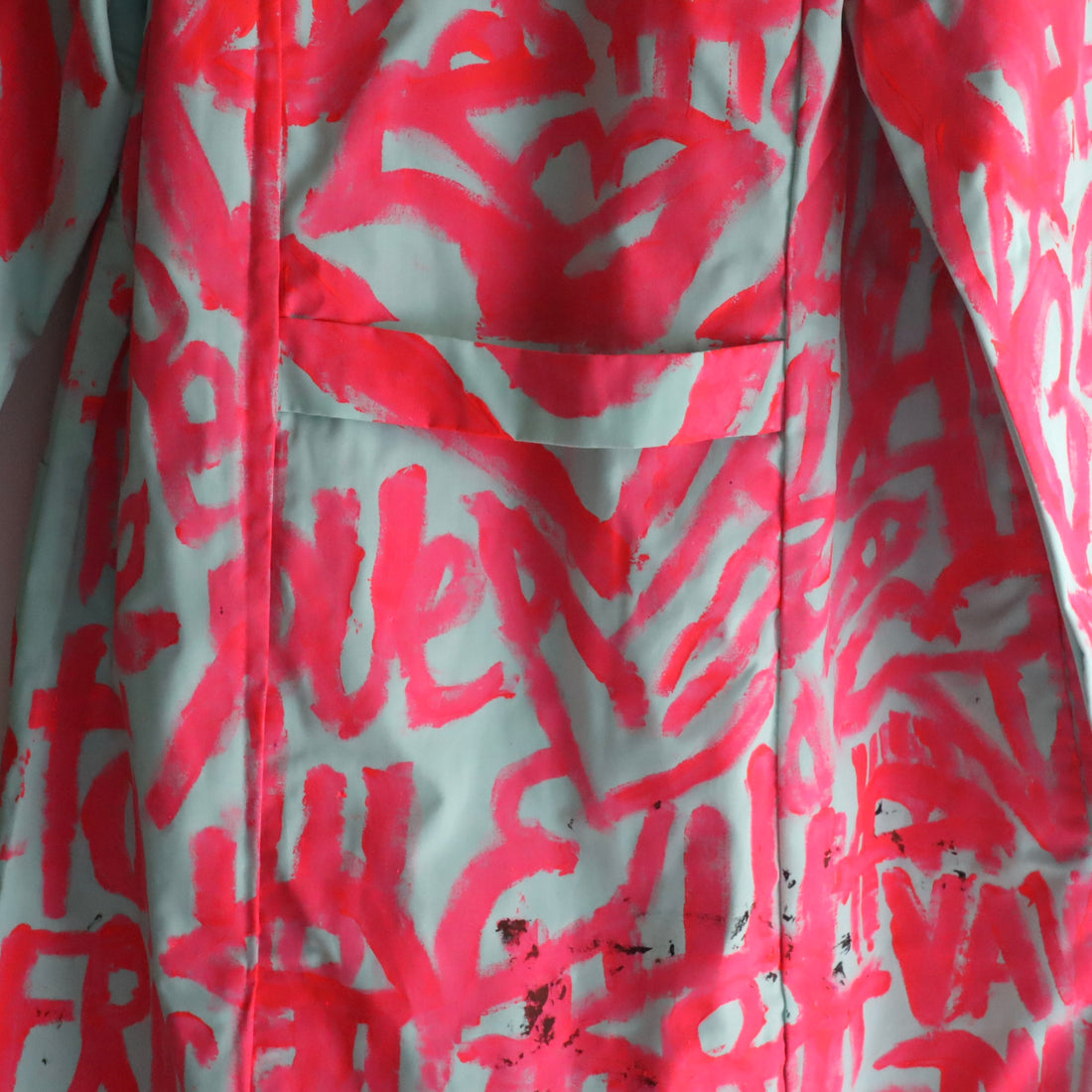 VAVA DUDU  PAINT COAT