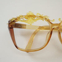 ANIGIG  MOLDING GLASSES