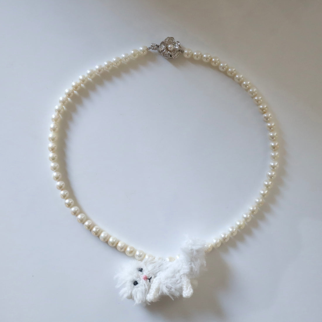 MINITURE FLUFFY CAT ”WHITE”
