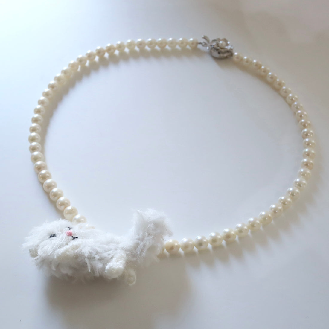 MINITURE FLUFFY CAT ”WHITE”