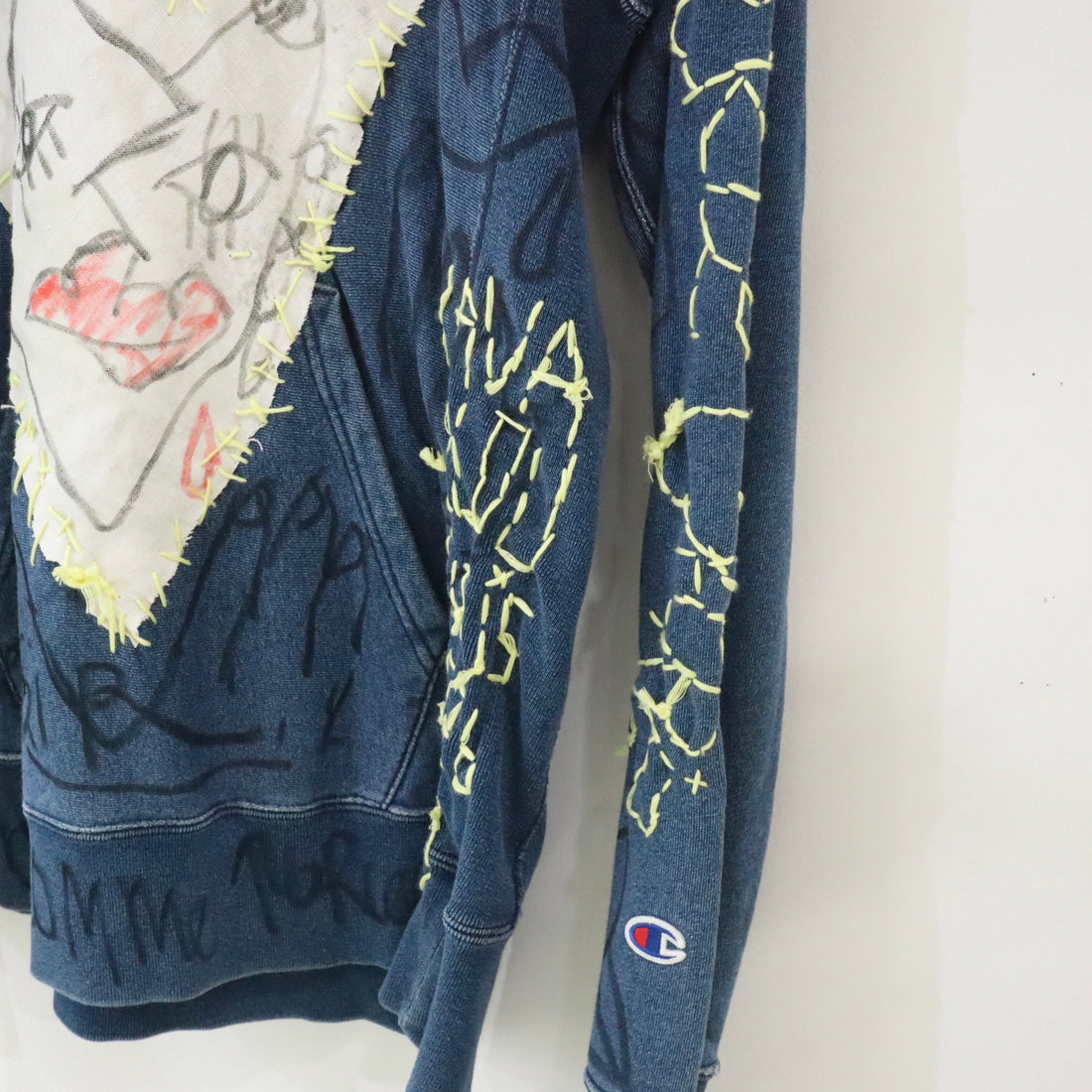 VAVA DUDU  EMBROIDERY HOODIE BLACK