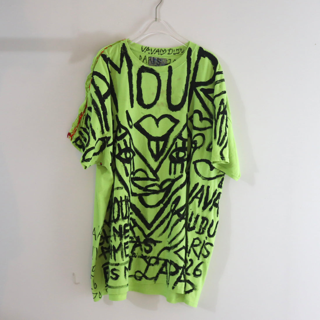 VAVA DUDU  PAINTED T-SHIRTS