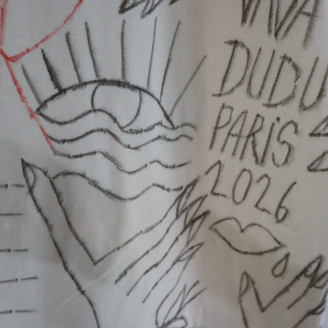 VAVA DUDU  PAINTED T-SHIRTS