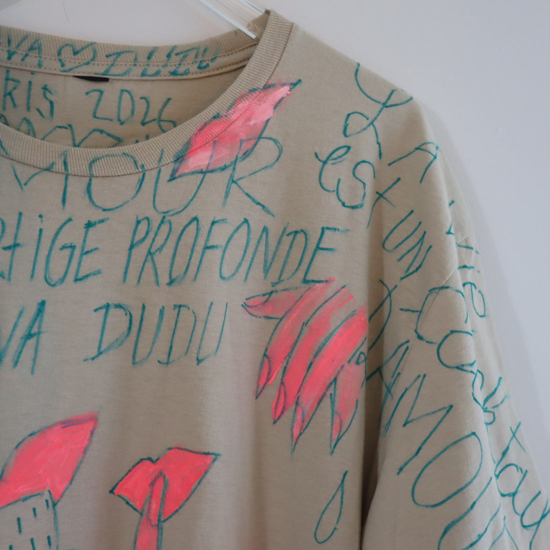 VAVA DUDU  PAINTED T-SHIRTS