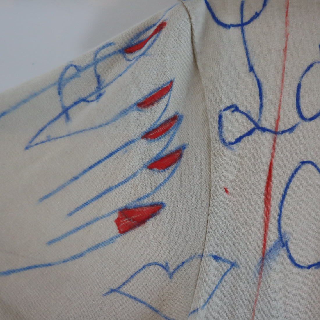 VAVA DUDU  PAINTED T-SHIRTS