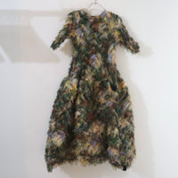 ＜EXCLUSIVE＞JULIA HEUER  KNOX PLEATED FURRY DRESS IN AMBER INGRID