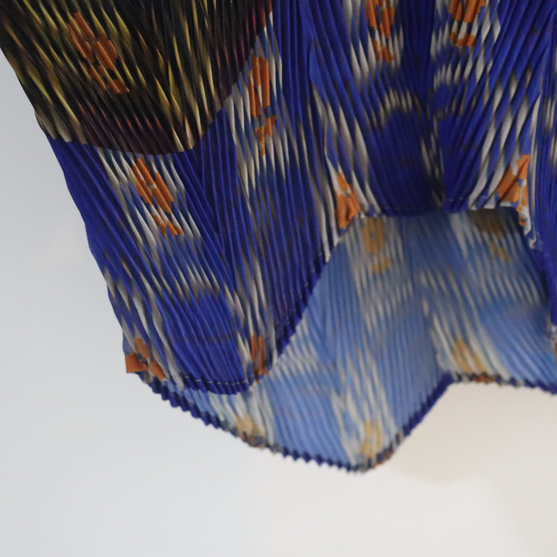 JULIA HEUER  SUE HANDPLEATED KAFTAN IN DARK HELGE