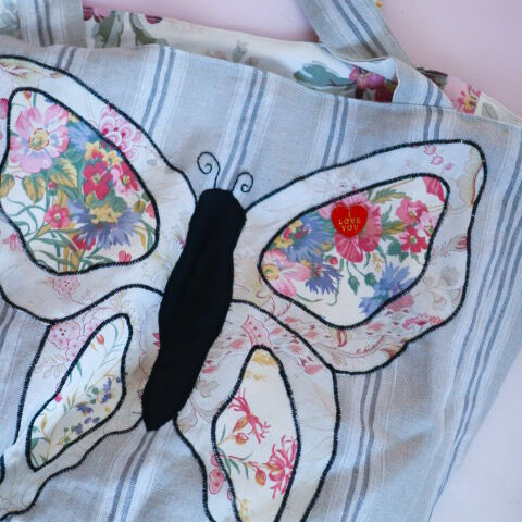 THE MAGPIE AND THE WARDROBELINEN BUTTERFLY BAG